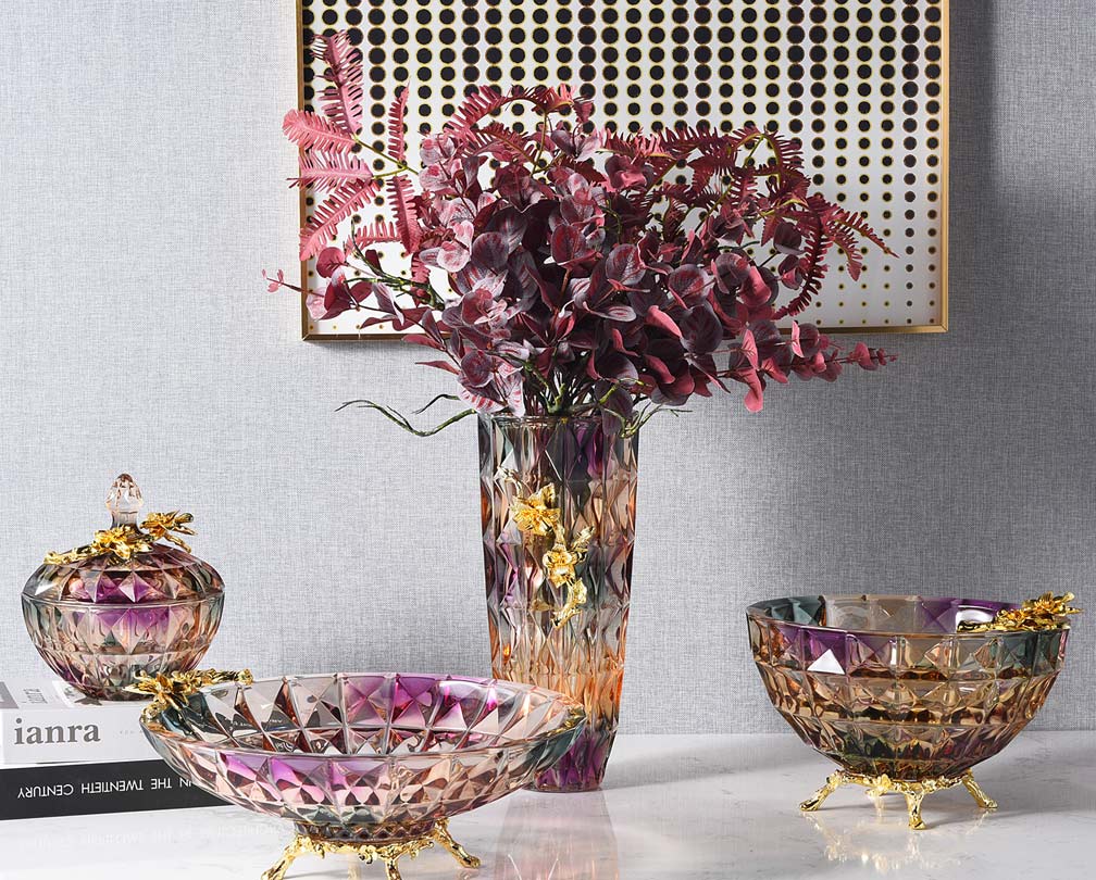 Vase en verre coloré et luxueux pour composition florale